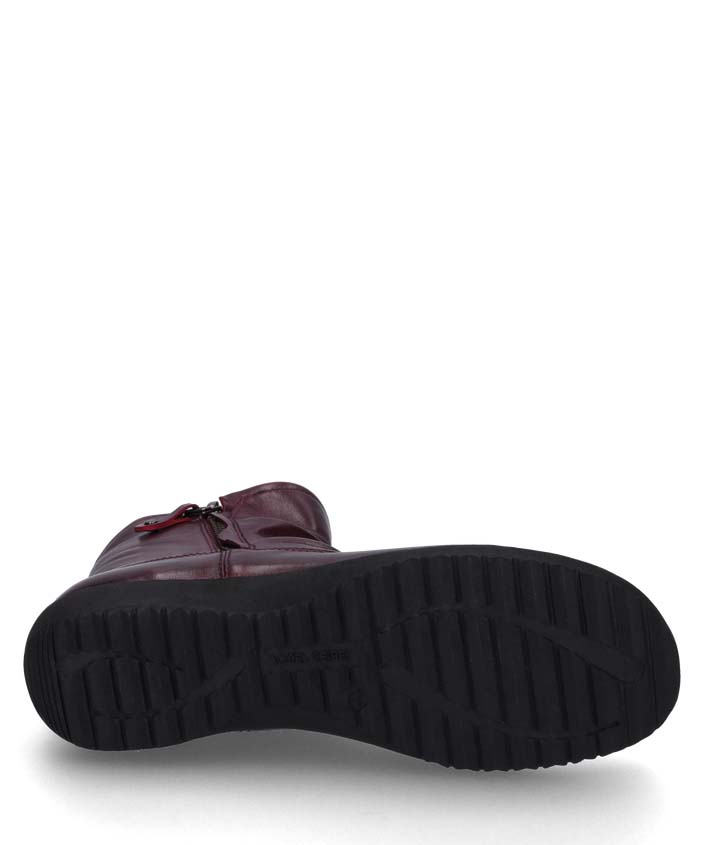 Josef Seibel Naly 24 - Red