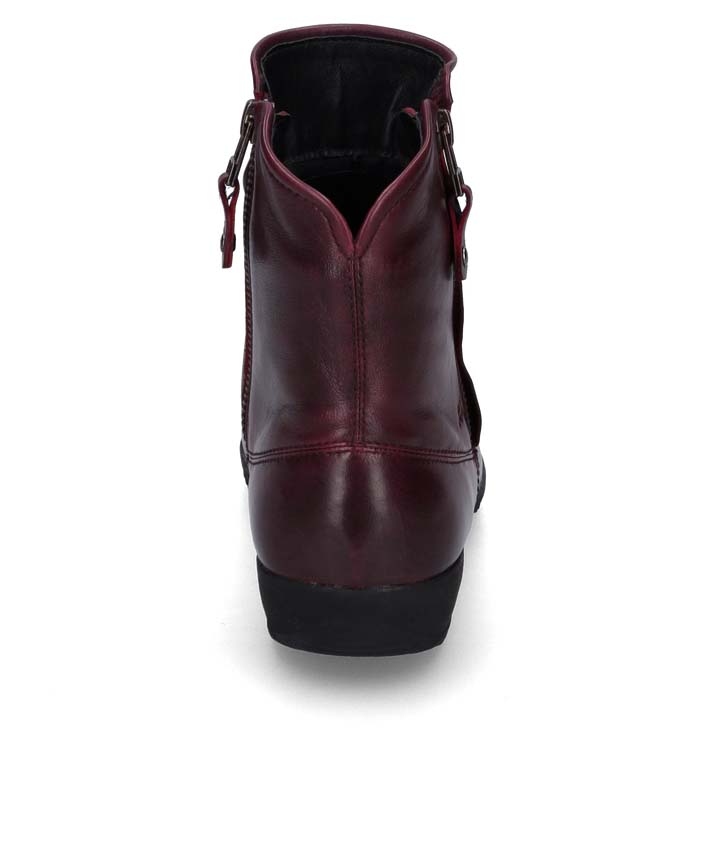 Josef Seibel Naly 24 - Red